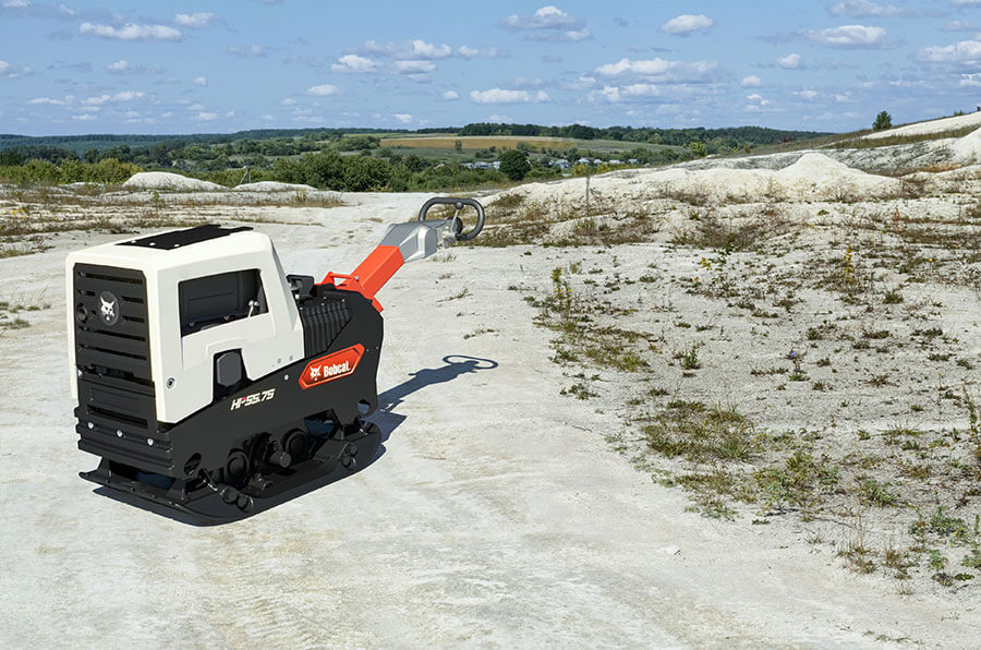 хидростатична плоча Bobcat навън